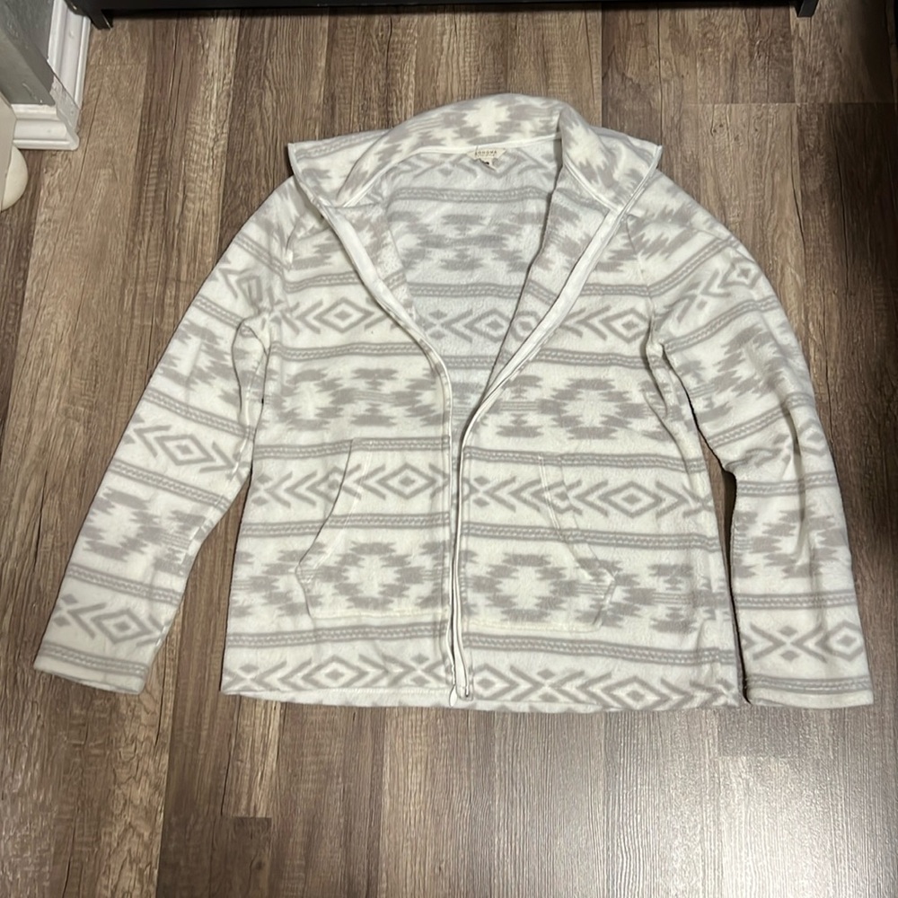 White and grey print zip up sweater